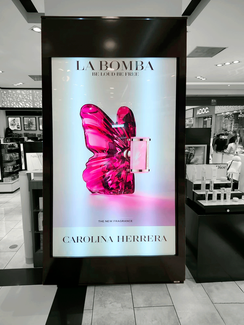 Rotulación Carolina Herrera